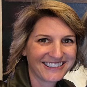 Meet your Posher, Bobbie